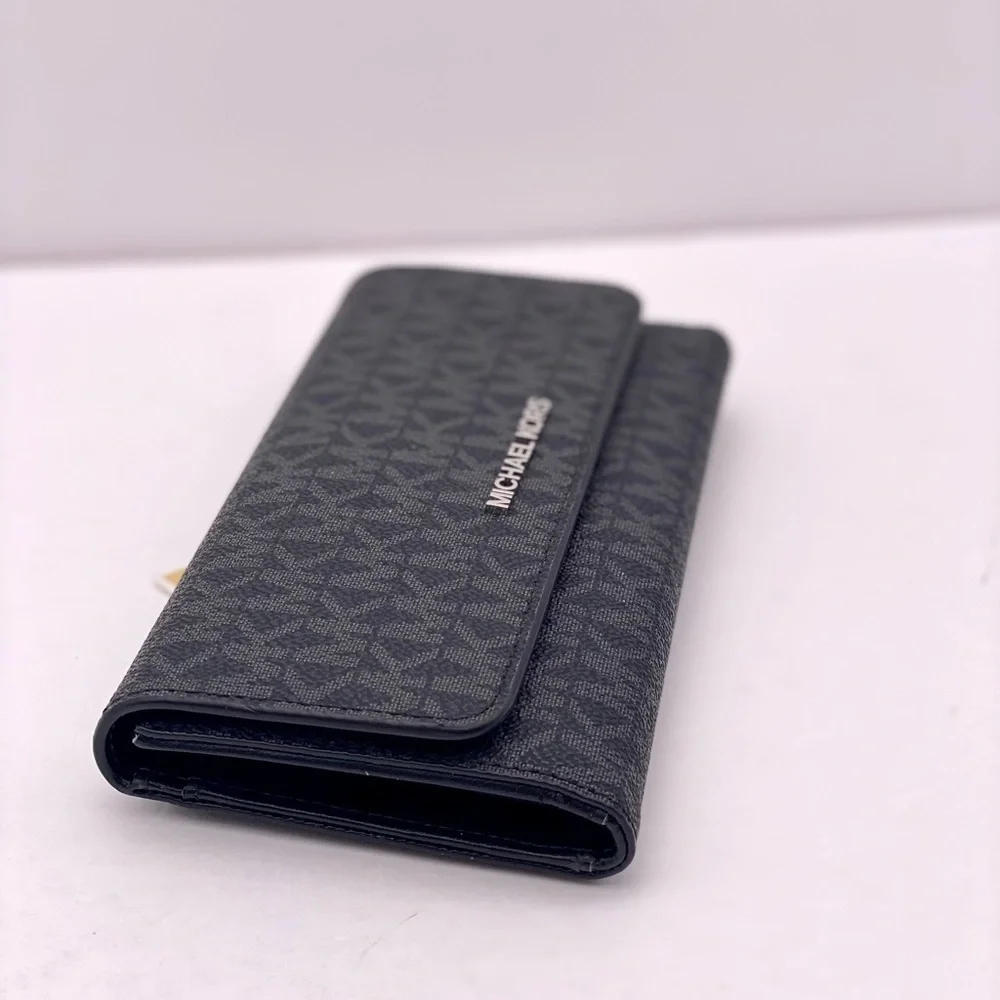 Michael Kors Trifold Wallet Black Color